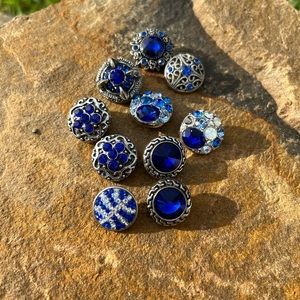 Set of 10 snap buttons